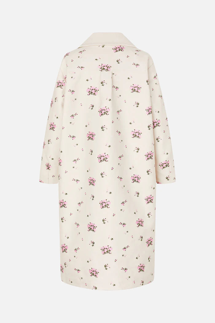 Daisy Coat - Fuchsia Pink Flower by Baum und Pferdgarten