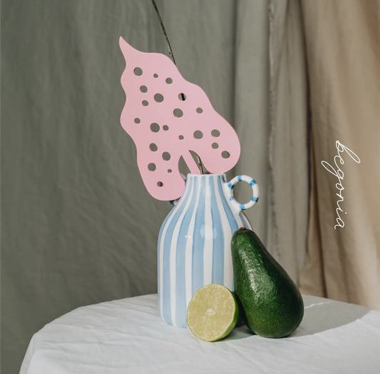 Wooden Leaf Pink by Milin