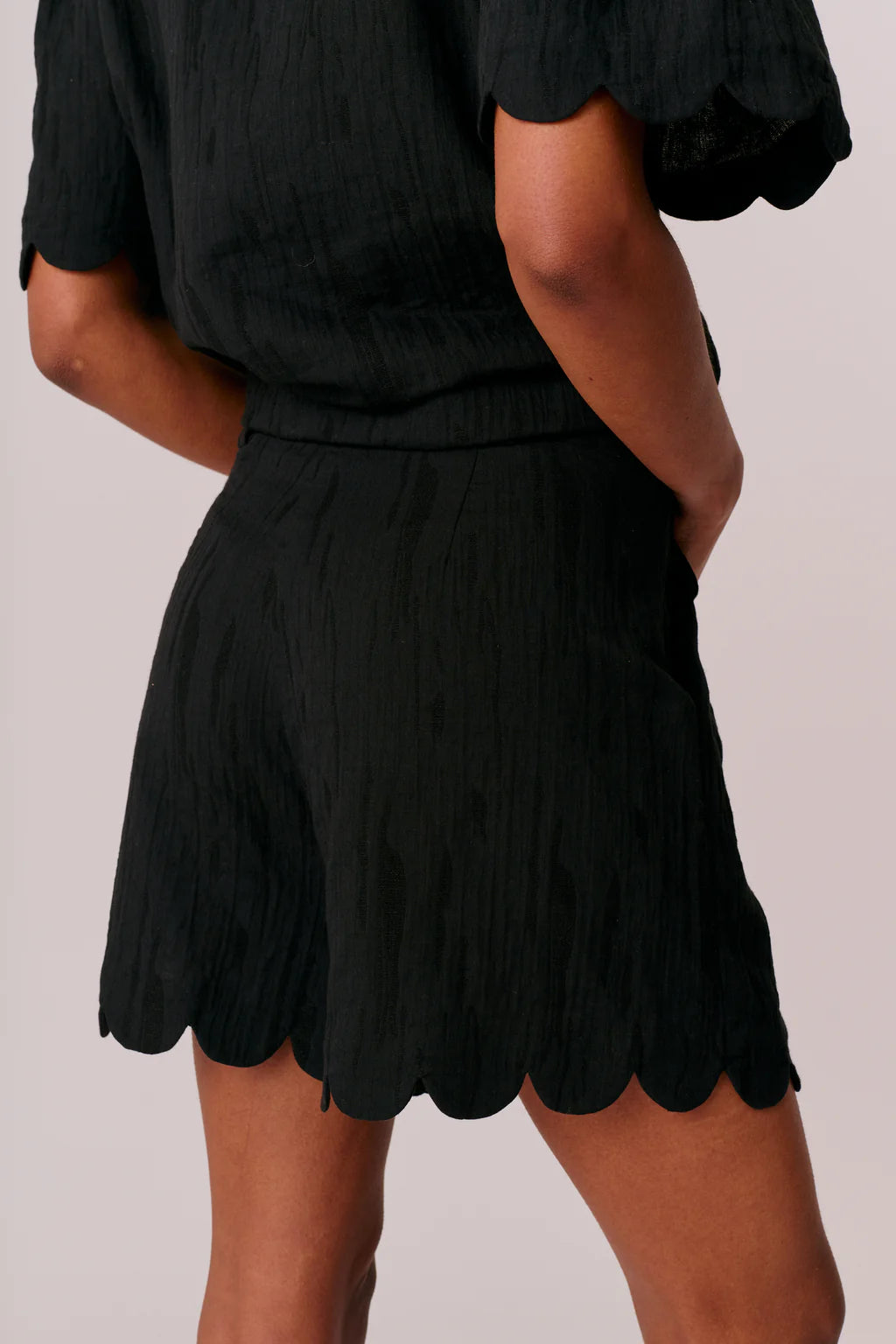 Petra Shorts - Black by Hofmann Copenhagen