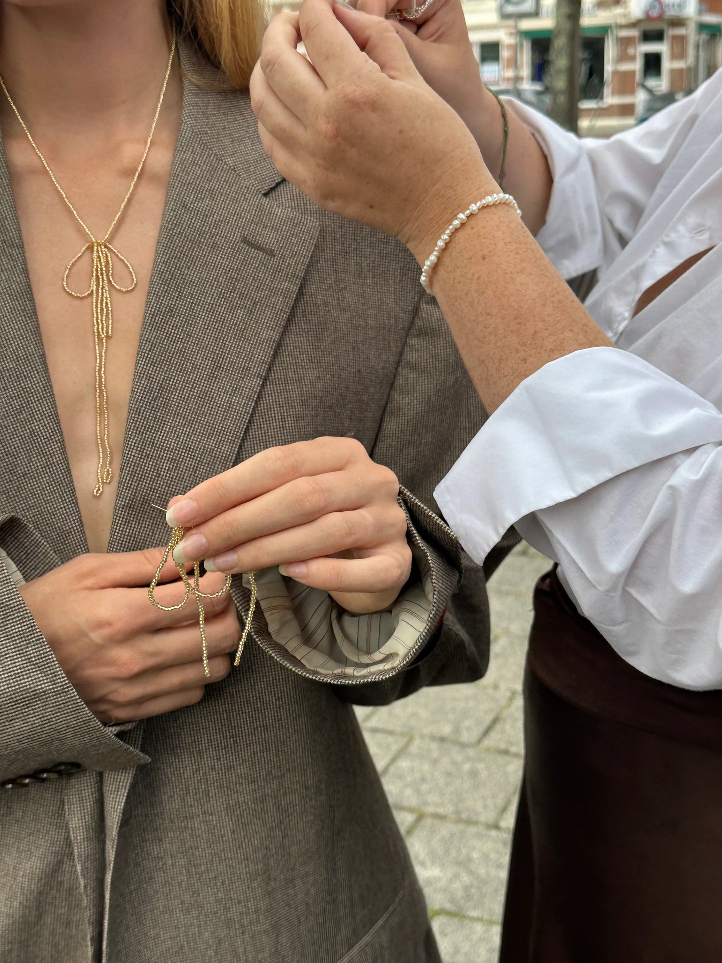 Bow Necklace - Gold by Labro