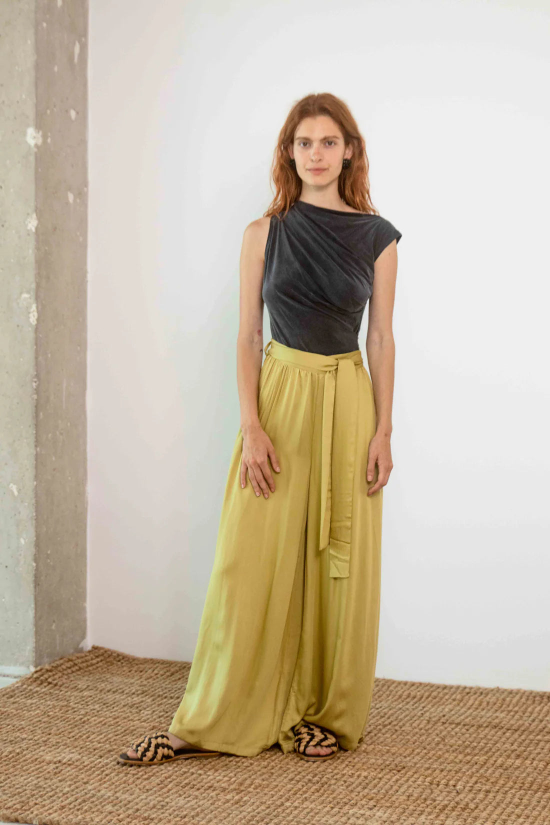 Wide Ecovero Trousers - Soft Olive by Cossac