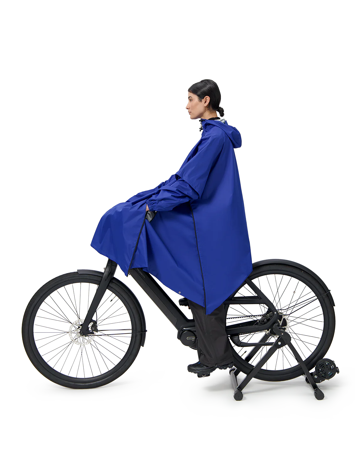 Poncho - Electric Blue by Maium