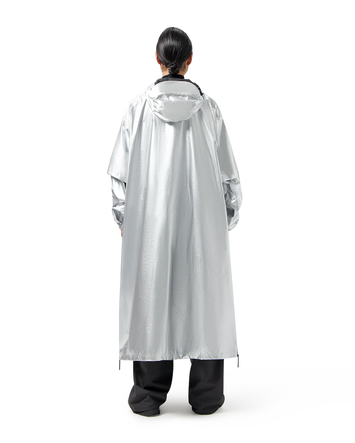 Poncho - Silver by Maium