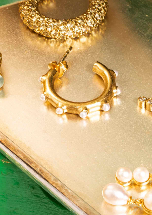 Trace of Venus Earrings - Gold House of Vincent