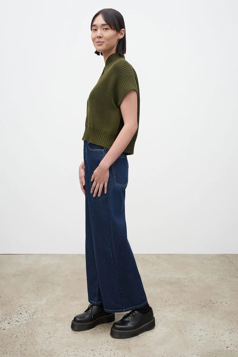 Unity Vest - Moss by Kowtow
