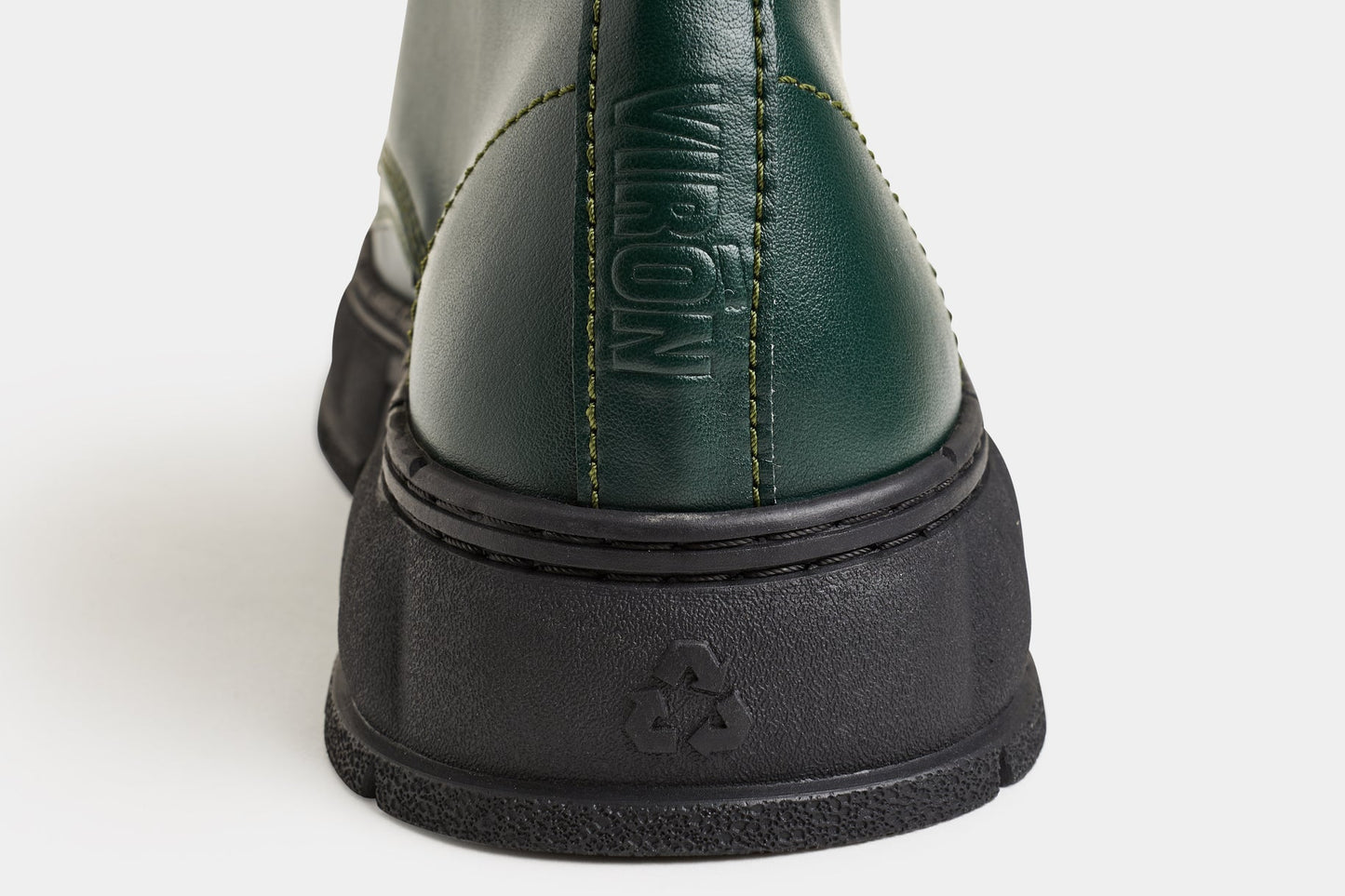 1992 Forest Green Apple Boots by Viron