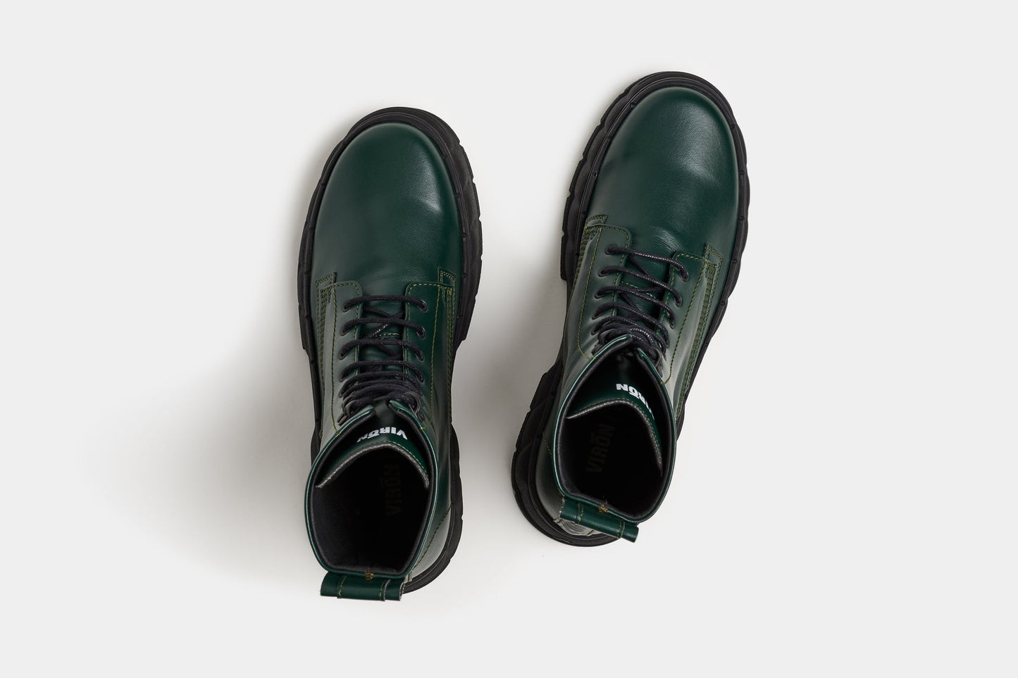 1992 Forest Green Apple Boots by Viron