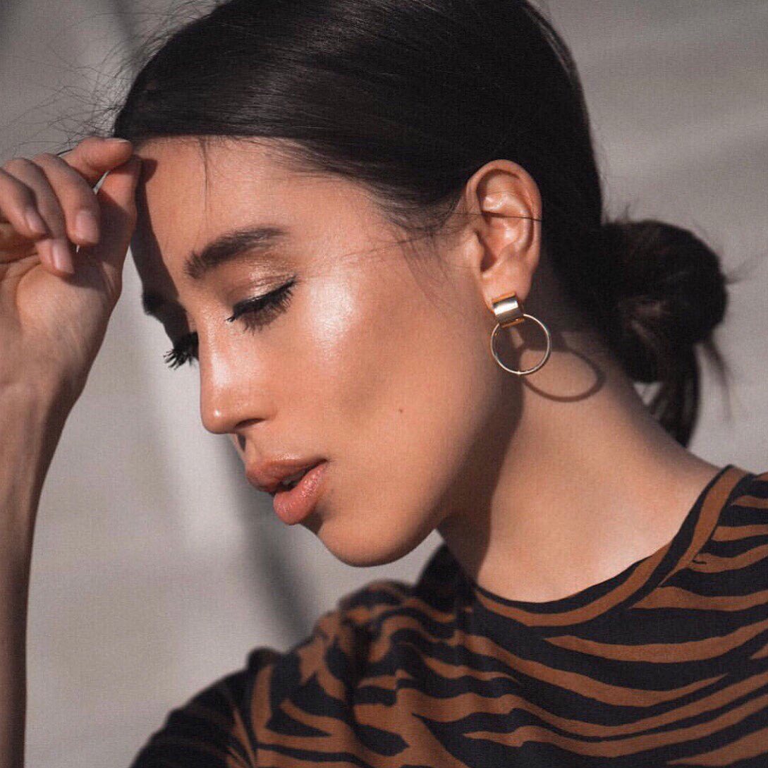 Faye Knockers Hoop Earrings Gold by Jenny Bird