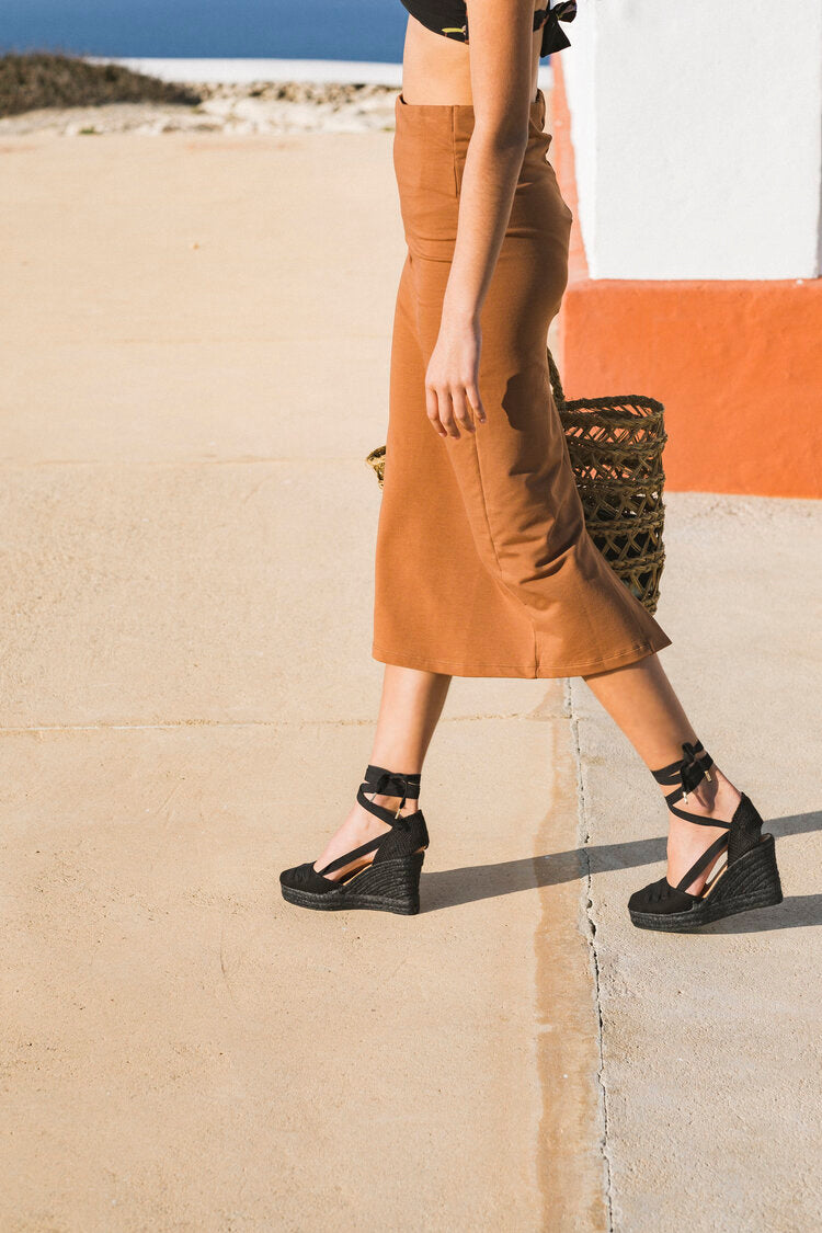 The Total Black Wedges by Jutelaune