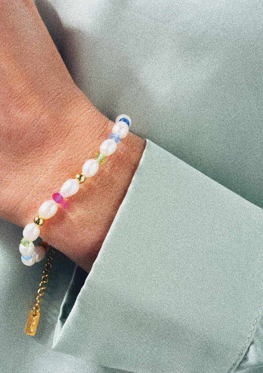 Fragments of Venus Bracelet by House of Vincent