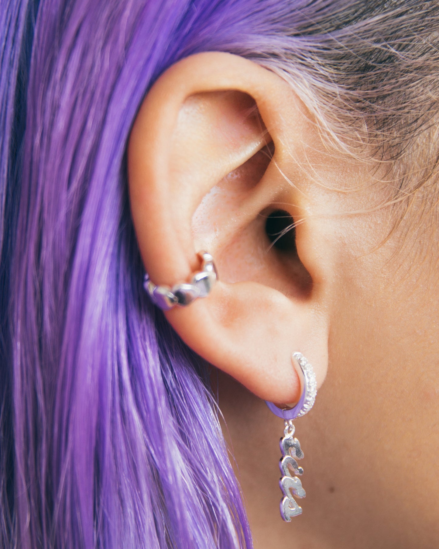 TITS CRYSTAL EARRING GOLD by T.I.T.S.