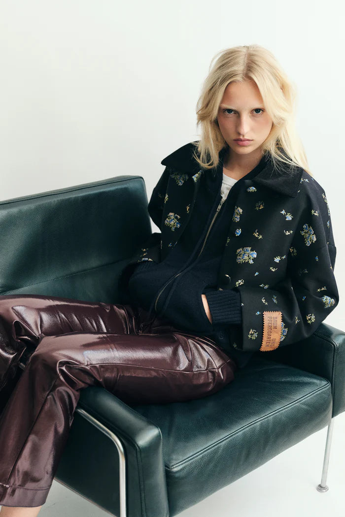 Bebeth Jacket - Black Small Flower by Baum und Pferdgarten