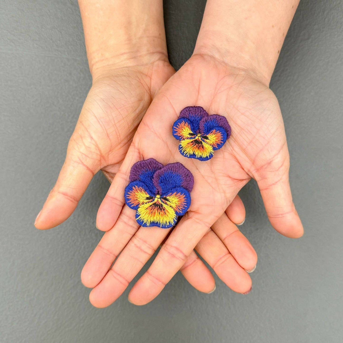 💜 Pansies Embroidered Brooches – Violet (set of 2) - by Botanopia