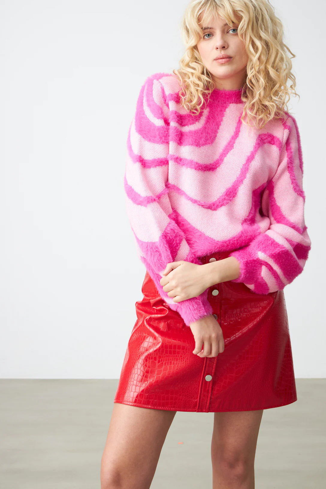 Angela Pullover - Pink Swirl by Crās