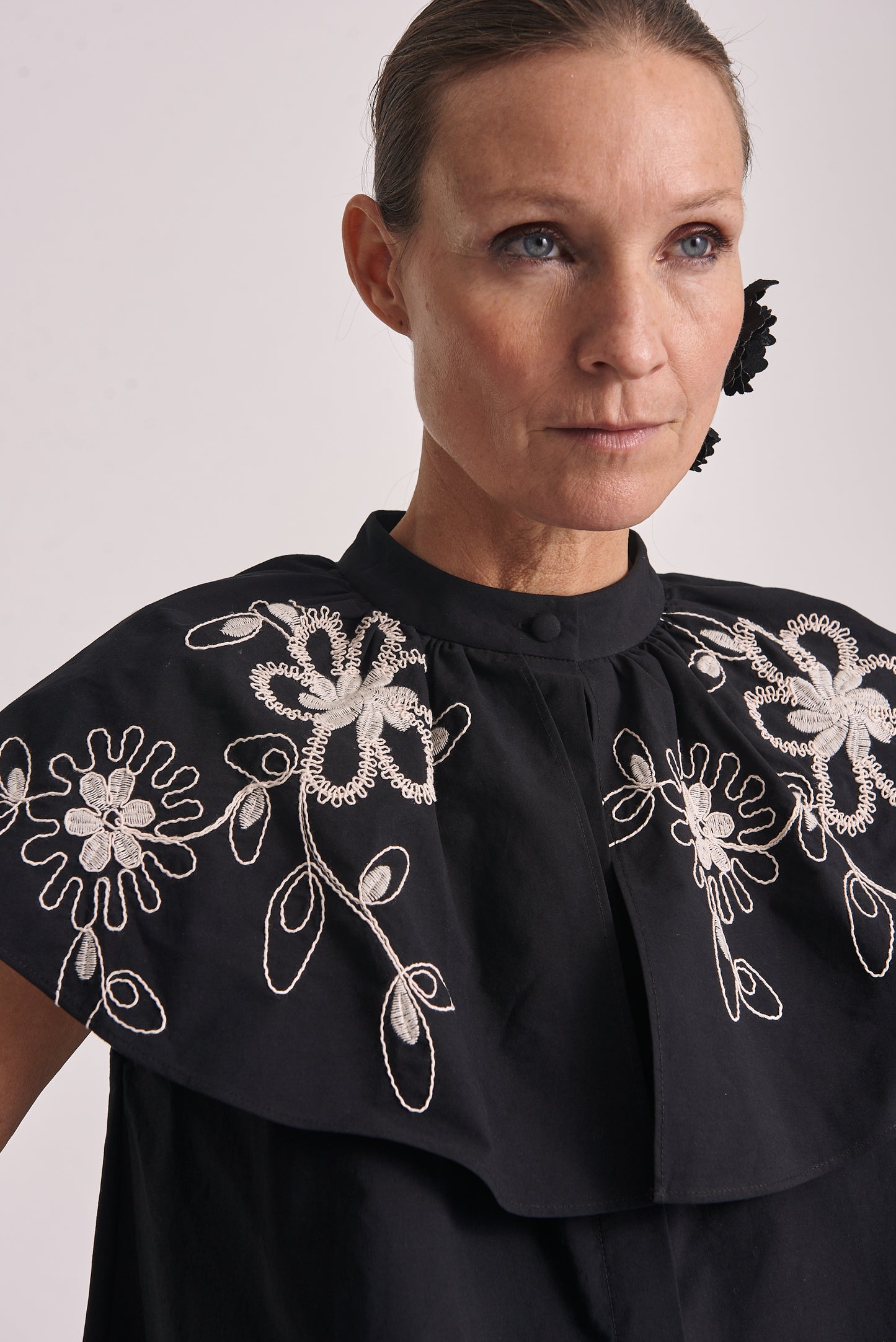 Paula Shirt - Black by Hofmann Copenhagen
