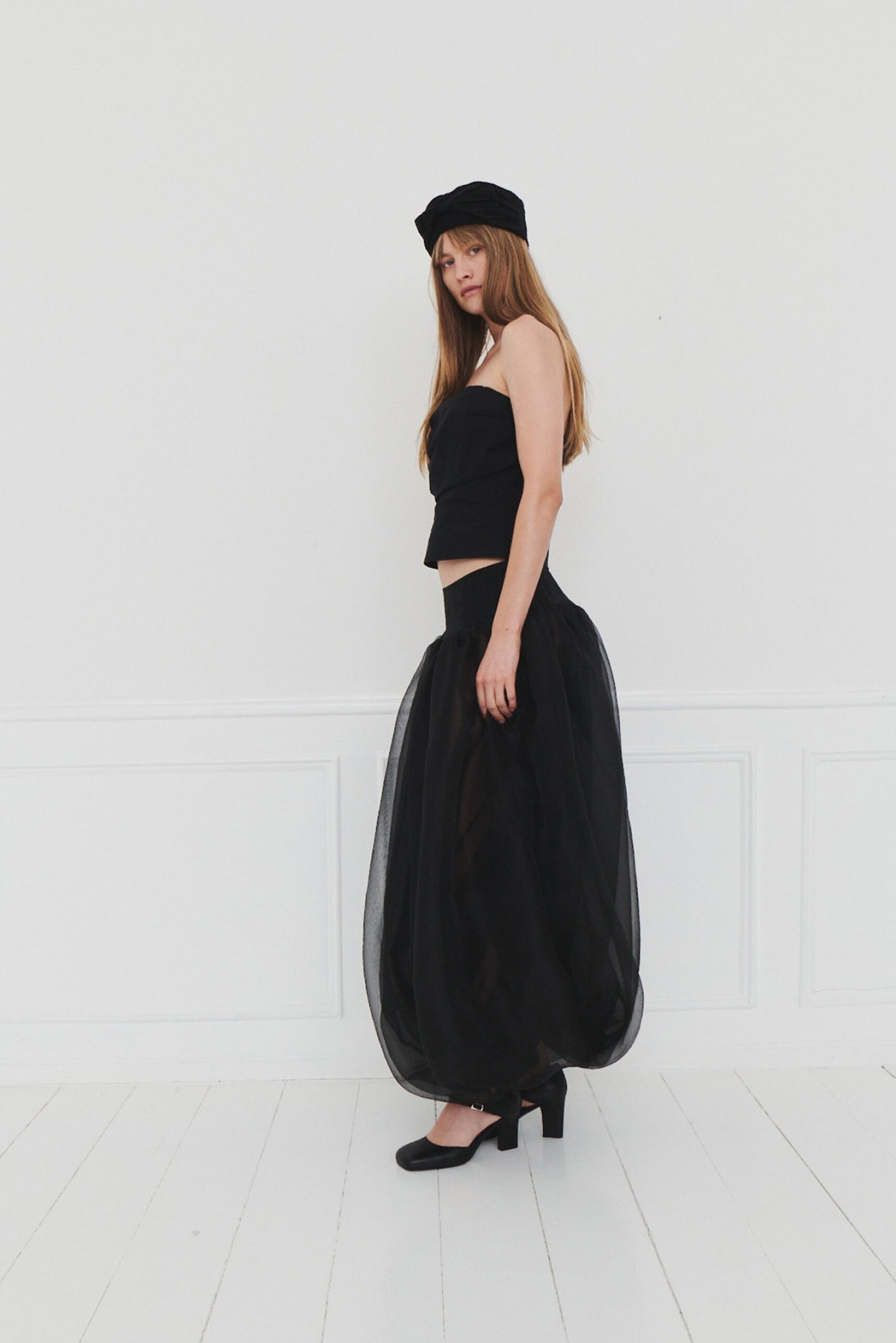 Beatrice Skirt - Black by The Garment