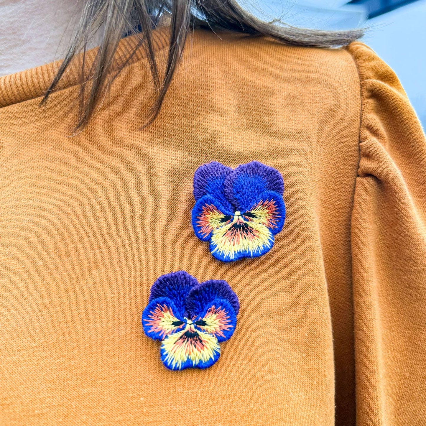 💜 Pansies Embroidered Brooches – Violet (set of 2) - by Botanopia