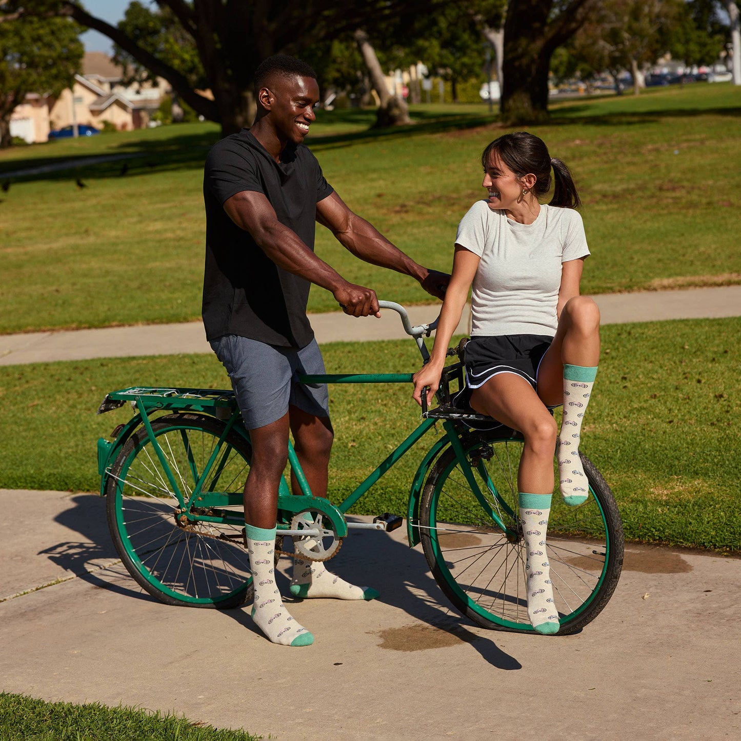 Socks that Support Youth Sports (Beige Bicycles): Small