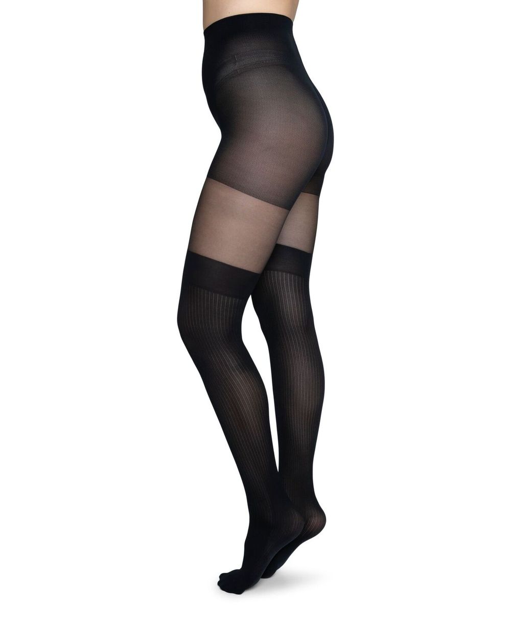 Tights over the on sale knee