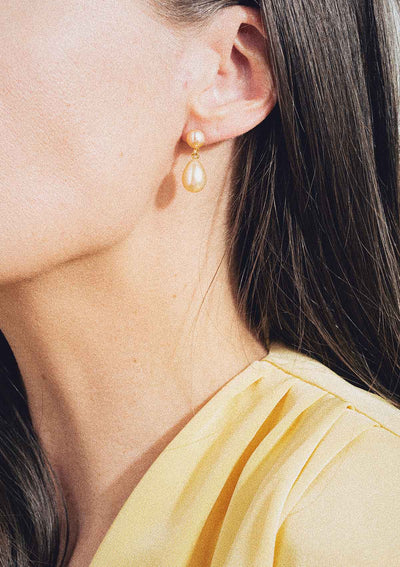 Venus Teardrop Earrings by House of Vincent